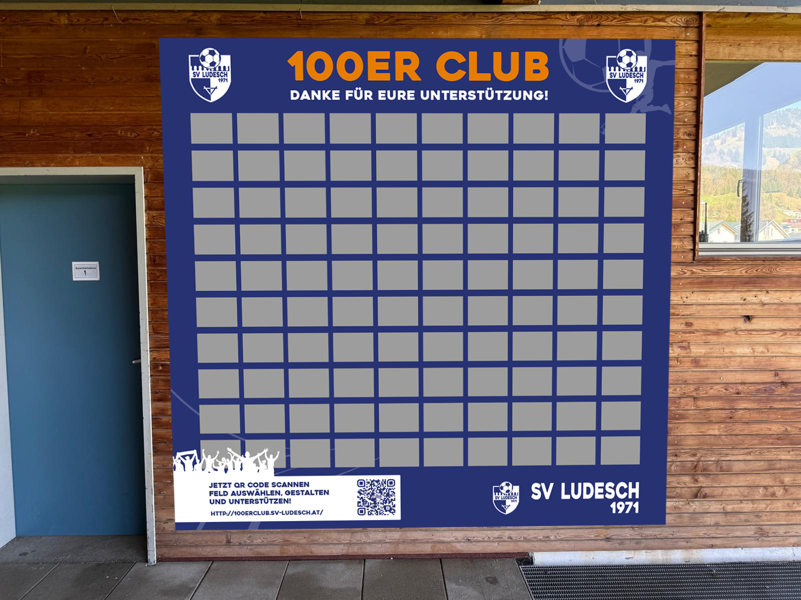 Physische Sponsorenwand am Sportplatz